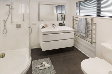 Photo of property in 2/24 Ottawa Road, Ngaio, Wellington, 6035