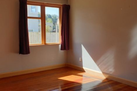 Photo of property in 61 Jillett Street, Titahi Bay, Porirua, 5022