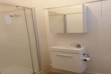 Photo of property in 18 Portland Crescent, Thorndon, Wellington, 6011