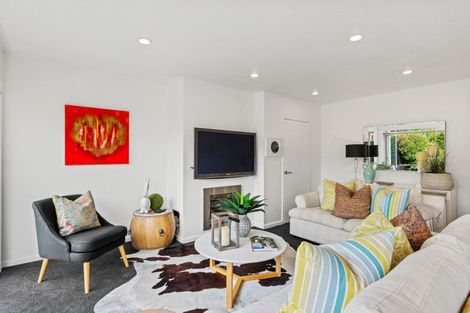 Photo of property in 2/110 Leinster Road, Merivale, Christchurch, 8014