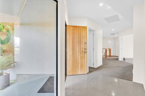 Photo of property in 12 The Topdeck, Whitby, Porirua, 5024