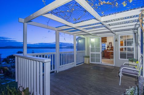 Photo of property in 2 Kaiwaka Road, Onerahi, Whangarei, 0110