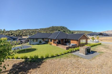 Photo of property in 6 Rua Street, Albert Town, Wanaka, 9305