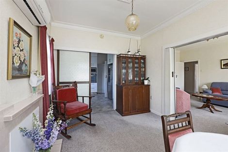 Photo of property in 221 Saint Leonards Avenue, Saint Leonards, Hastings, 4120