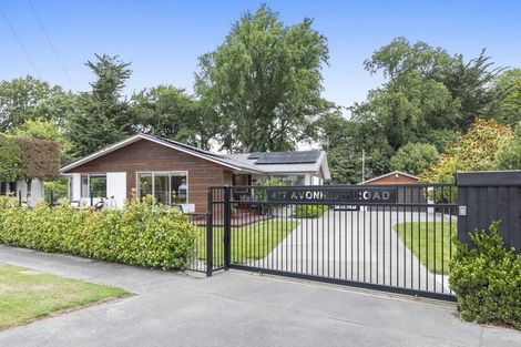 Photo of property in 477 Avonhead Road, Avonhead, Christchurch, 8042