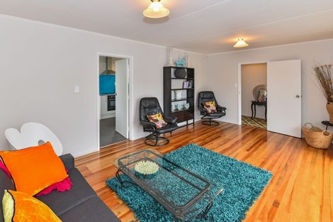 Photo of property in 102 Tennessee Avenue, Mangere East, Auckland, 2024