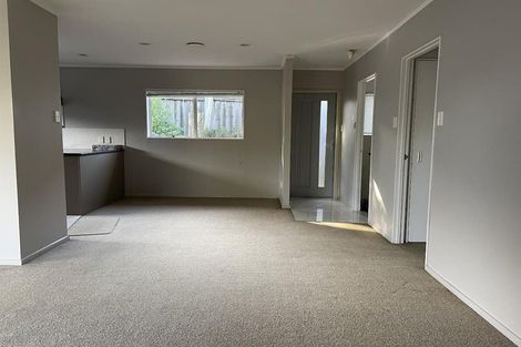 Photo of property in 1/6 Phillip Parade, Forrest Hill, Auckland, 0620