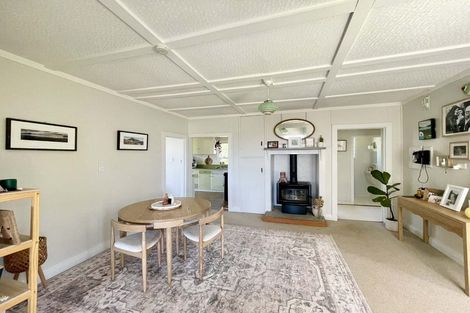 Photo of property in 9 Lismore Street, Strandon, New Plymouth, 4312