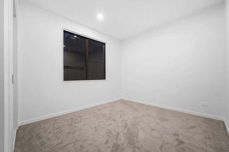 Photo of property in 14 Puihi Crescent, Massey, 0614