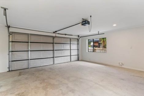 Photo of property in 15 Ali Place, Ranui, Auckland, 0612
