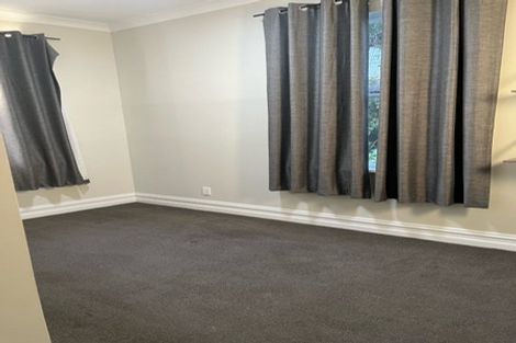 Photo of property in 11 Roxburgh Street, Mount Victoria, Wellington, 6011