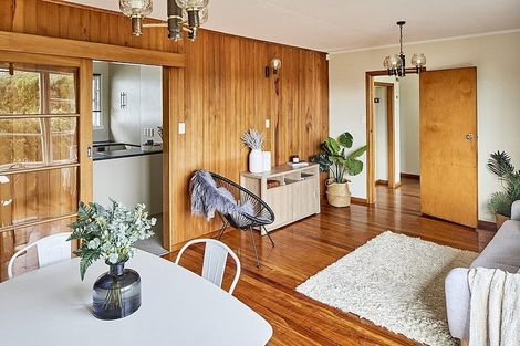 Photo of property in 85 Glanmire Road, Newlands, Wellington, 6037