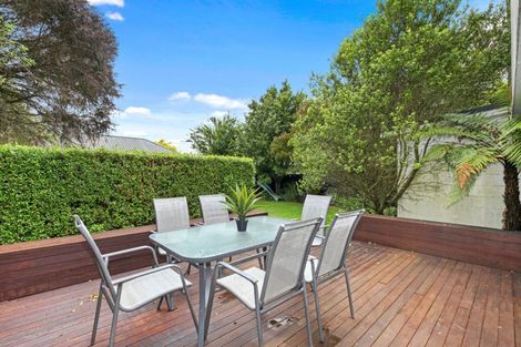 Photo of property in 87 Memorial Avenue, Ilam, Christchurch, 8053