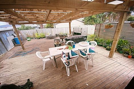 Photo of property in 18 Tilbrook Place, Papakura, 2110