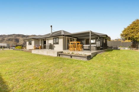 Photo of property in 69 Wallis Drive, Cromwell, 9310