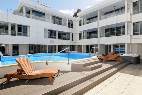 Photo of property in 36 Victoria Road, Mount Maunganui, 3116