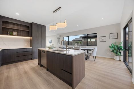 Photo of property in 15 Kakano Street, Clevedon, 2582