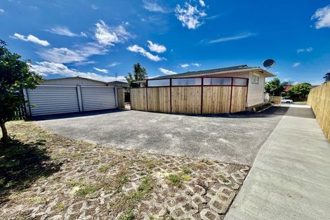Photo of property in 44 Marvon Downs Avenue, Pakuranga Heights, Auckland, 2010