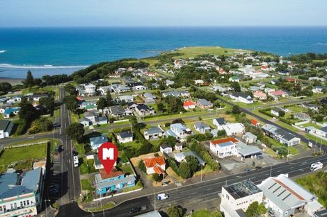 Photo of property in 102 Tasman Street, Opunake, 4616