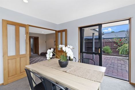 Photo of property in 2/16 Cardiff Avenue, Somerfield, Christchurch, 8024