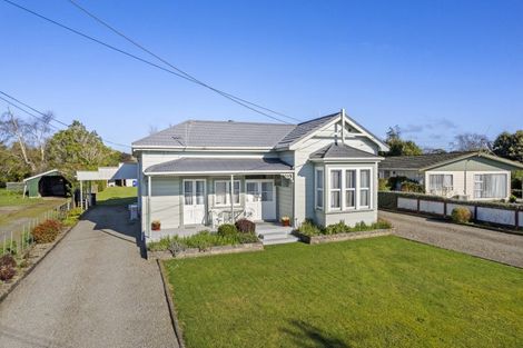 Photo of property in 10 Tiraumea Road, Pahiatua, 4910