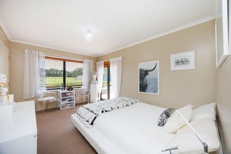 Photo of property in 10 Green Road, Awahuri, Palmerston North, 4479