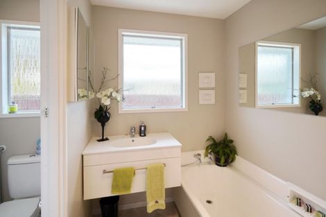 Photo of property in 11 Lacy Gate Place, Woodend, 7610