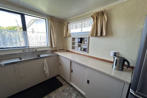 Photo of property in 16 Spiers Street, Kakanui, Oamaru, 9495