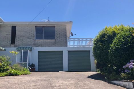 Photo of property in 2/12 Bungalow Avenue, Point Chevalier, Auckland, 1022