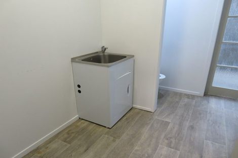 Photo of property in 4171a Great North Road, Glen Eden, Auckland, 0602