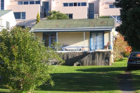 Photo of property in 16 Macmurray Road, Paihia, 0200