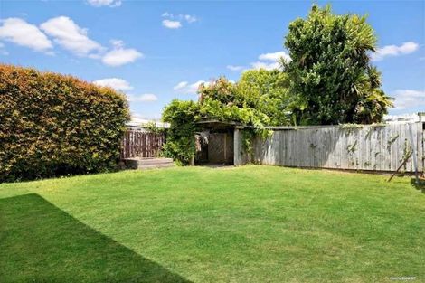 Photo of property in 18 Challinor Street, Pakuranga, Auckland, 2010