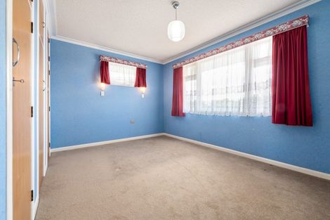 Photo of property in 42 Forest Lake Road, Forest Lake, Hamilton, 3200