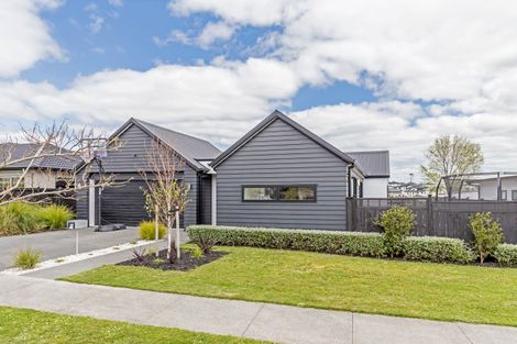 Photo of property in 48 Madison Terrace, Silverdale, 0932