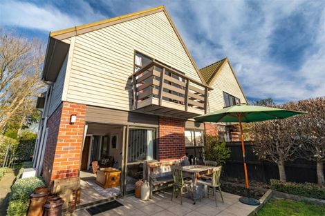 Photo of property in 2/23 Blair Avenue, Papanui, Christchurch, 8053