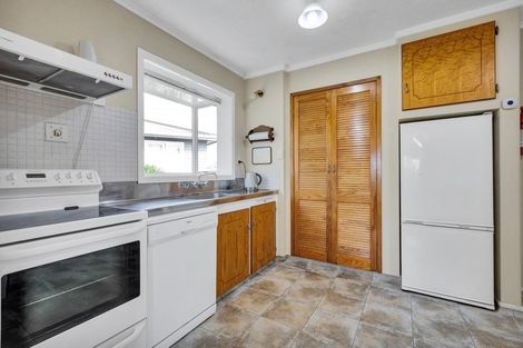 Photo of property in 3 Watene Crescent, Waitara, 4320