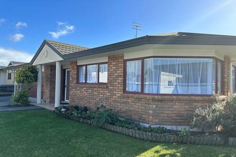 Photo of property in 2 Second Avenue, Avenues, Whangarei, 0110