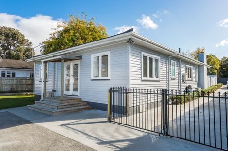 Photo of property in 93 Liverpool Street, College Estate, Whanganui, 4500