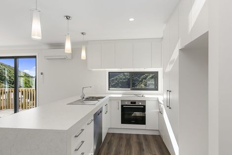 Photo of property in 1 Rarangi Way, Owhiro Bay, Wellington, 6023