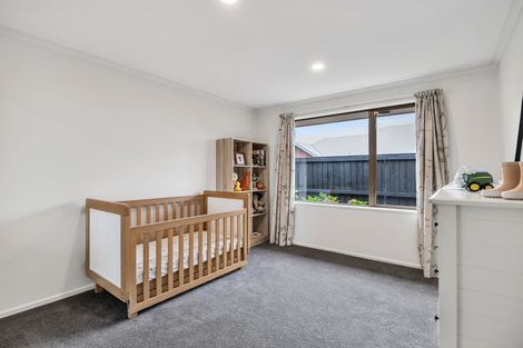 Photo of property in 36 Sovereign Gardens, Halswell, Christchurch, 8025