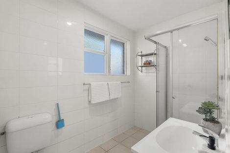 Photo of property in 5 Sealy Place, Bryndwr, Christchurch, 8053