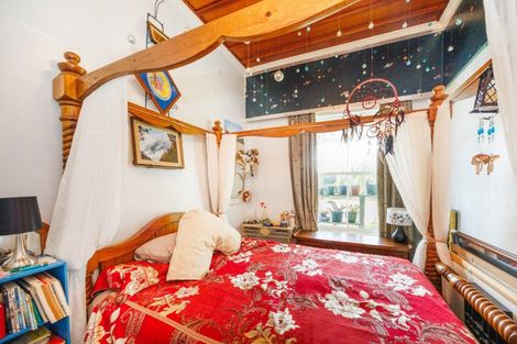 Photo of property in 23 Calico Line, Marton, 4710