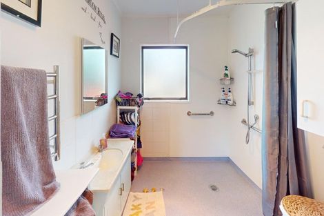 Photo of property in 3 Pryde Place, Feilding, 4702