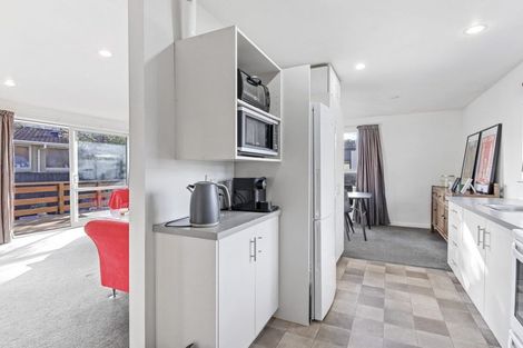 Photo of property in 2/22 Mathesons Road, Phillipstown, Christchurch, 8011