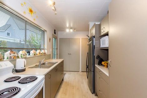 Photo of property in 22 Mahana Road, Paraparaumu Beach, Paraparaumu, 5032