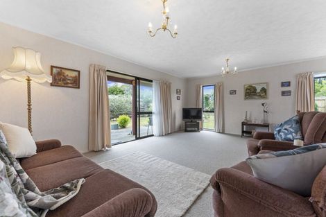 Photo of property in 11 Ferndale Place, Feilding, 4702