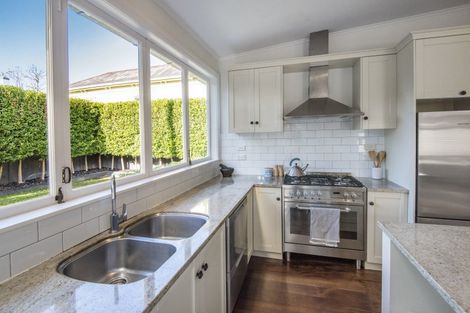 Photo of property in 2 Grahame Street, Devonport, Auckland, 0624