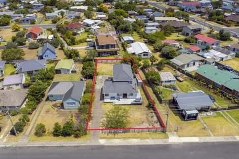 Photo of property in 16 Hannan Road, Whitianga, 3510