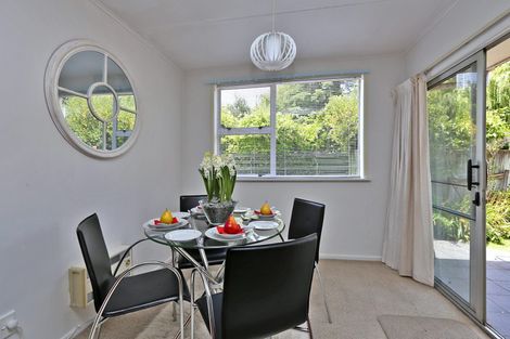 Photo of property in 2/34 Te Aute Road, Havelock North, 4130