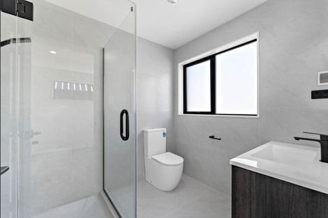 Photo of property in 71 Taukahiwi Road, Pukekohe, 2120